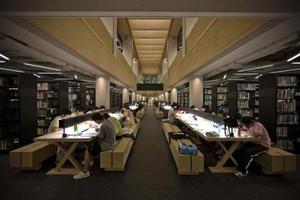 圖書館借閱設(shè)施